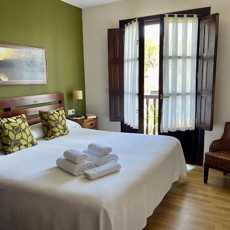 Hotel Rural El Texeu Parres de Llanes Buitenkant foto