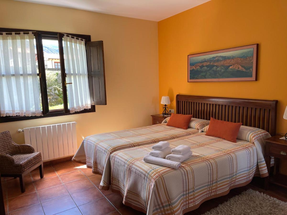Hotel Rural El Texeu Parres de Llanes Buitenkant foto