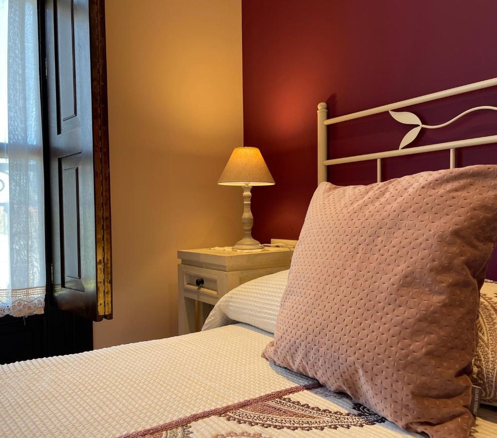 Hotel Rural El Texeu Parres de Llanes Buitenkant foto