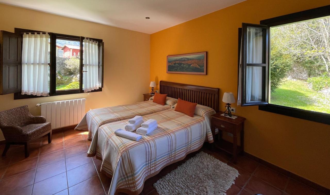 Hotel Rural El Texeu Parres de Llanes Buitenkant foto