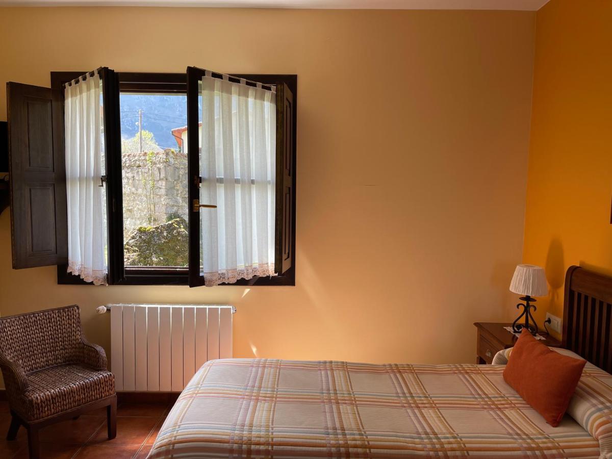 Hotel Rural El Texeu Parres de Llanes Buitenkant foto